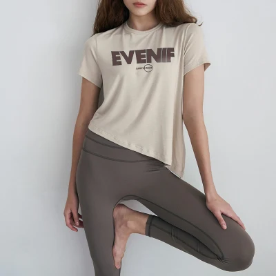 Stile europeo e americano Nuovo design Abbigliamento yoga estivo Top sportivo con stampa divisa T a maniche corte da donna